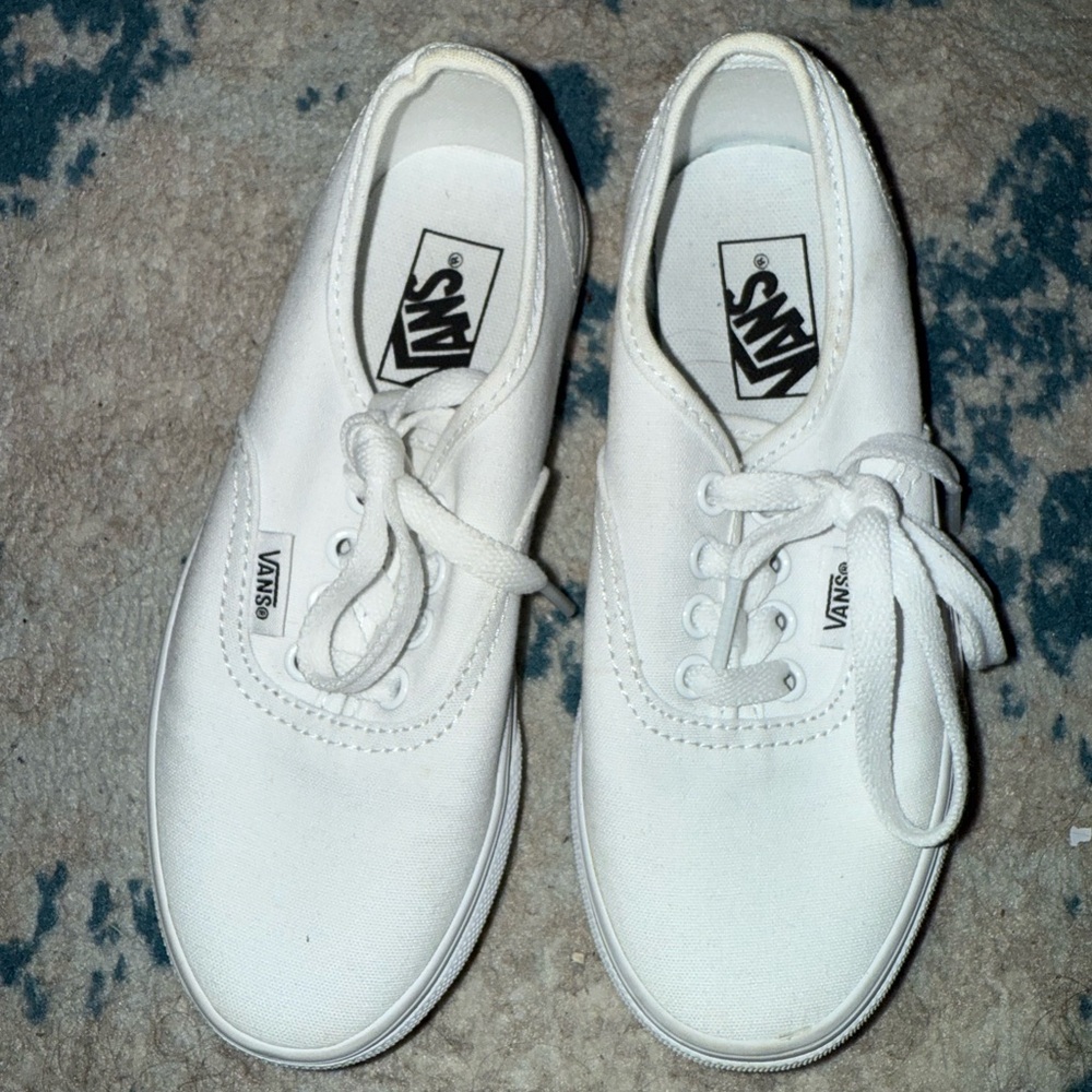 Vans Classic White Lace-Up Shoes
